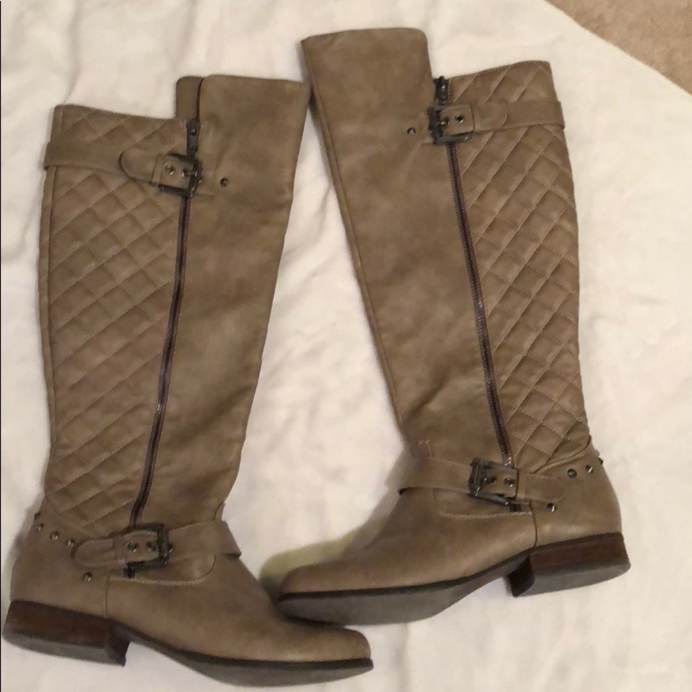 Not Rated boots